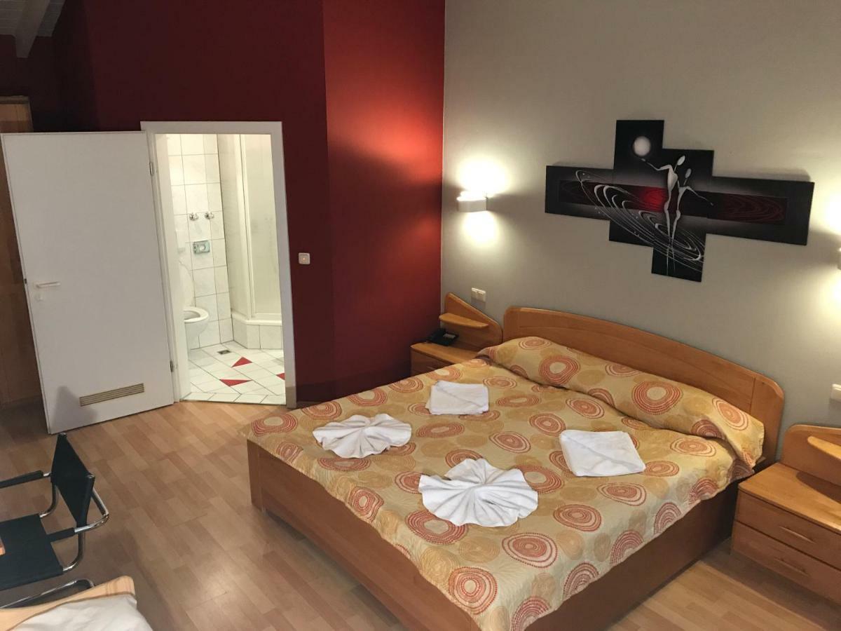 Hotel Korfu Geiselhoring Экстерьер фото